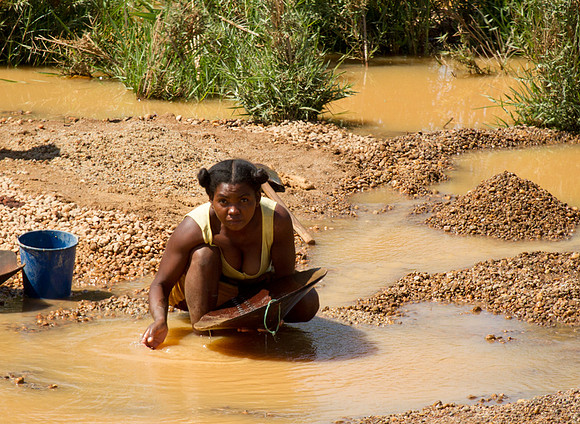Sapphire Mining 4