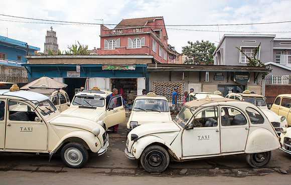 Tana Taxis 2