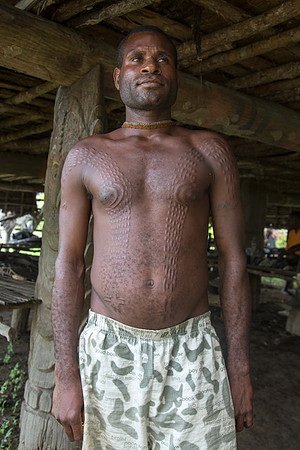 Body Scarification at Komosameri Village 2