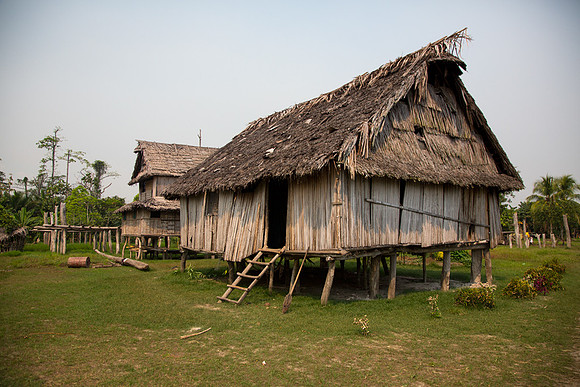 Mumeri Village Hut