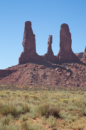 Monument Valley Three Sisters 1