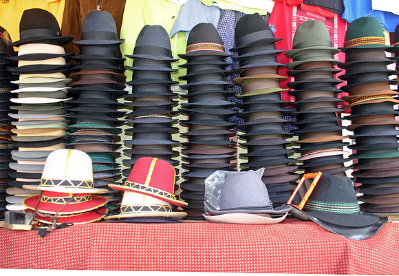 Hats - Alausi