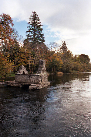 Cong Fishing Hut #1
