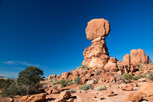 Arches Balanced Rock 2